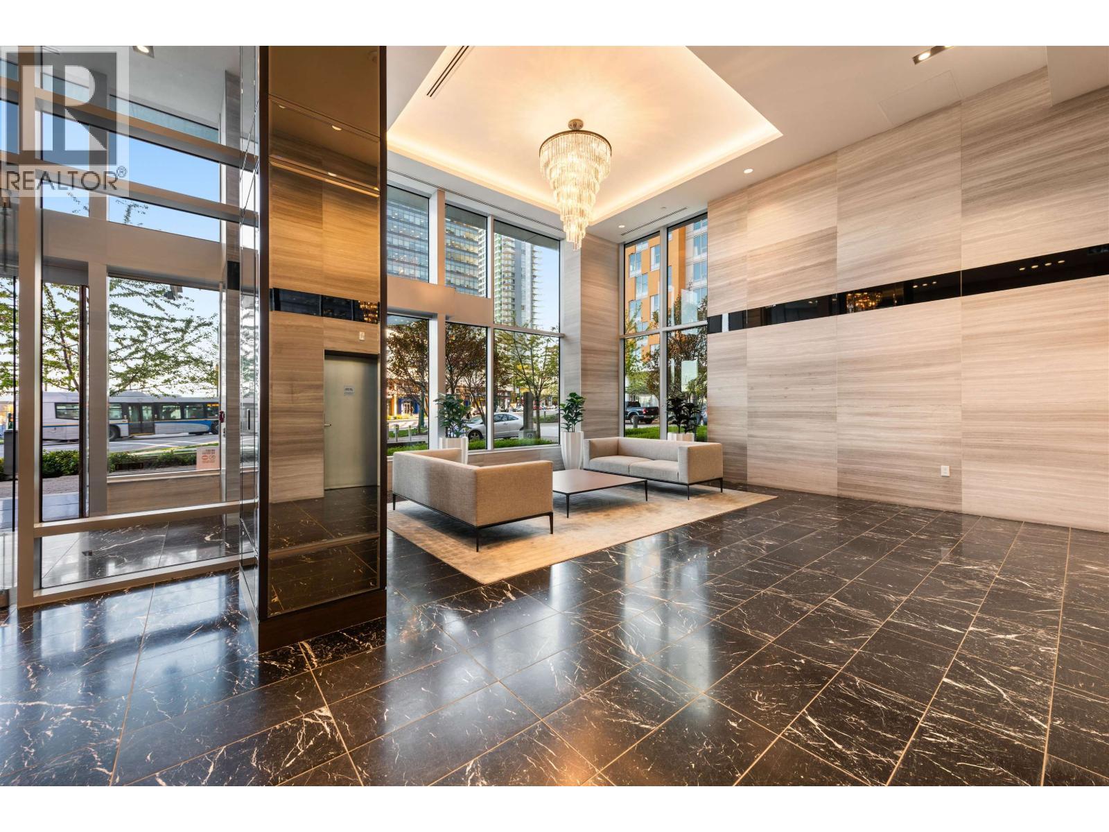 2105 433 Sw Marine Drive, Vancouver, BC - Indoor Photo Showing Other Room