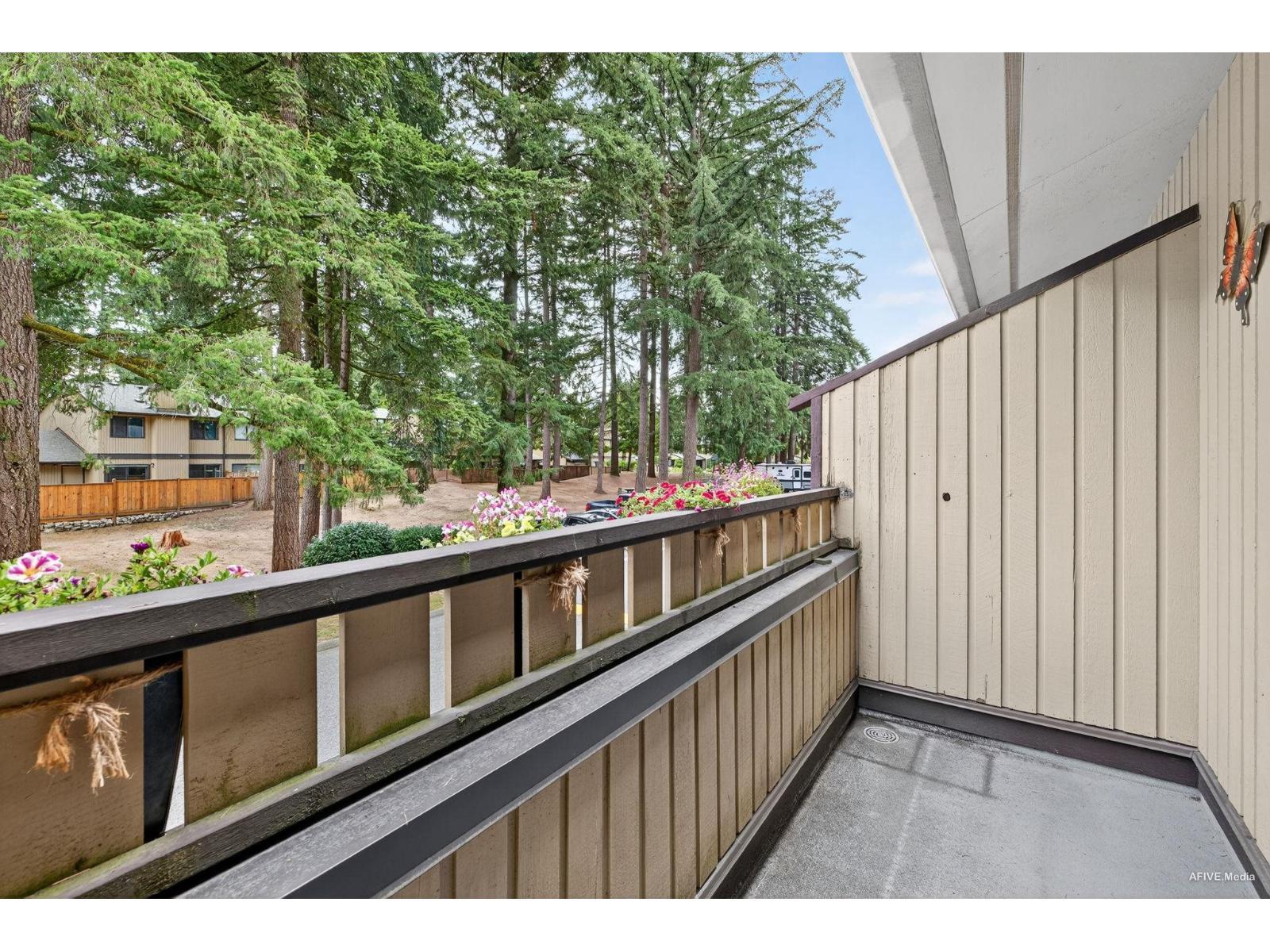 15 2998 Mouat Drive, Abbotsford, BC - Outdoor With Exterior