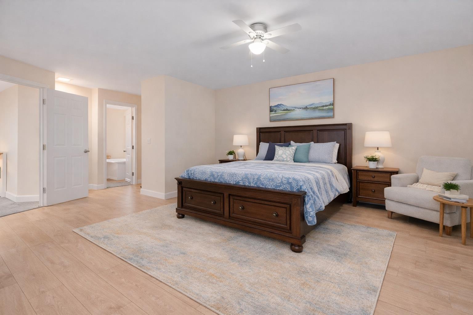 8004 Melburn Drive, Mission, BC - Indoor Photo Showing Bedroom