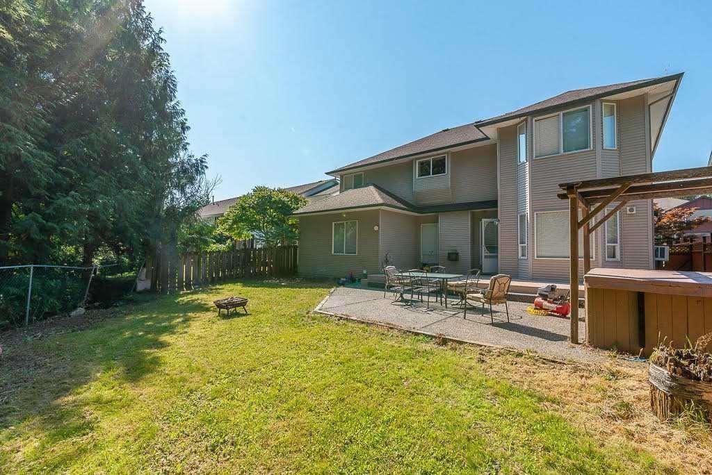 8004 Melburn Drive, Mission, BC - Outdoor