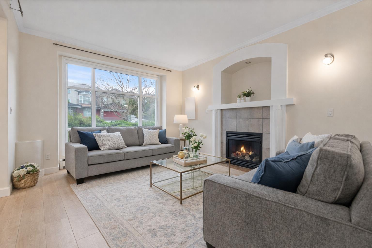 8004 Melburn Drive, Mission, BC - Indoor Photo Showing Living Room With Fireplace
