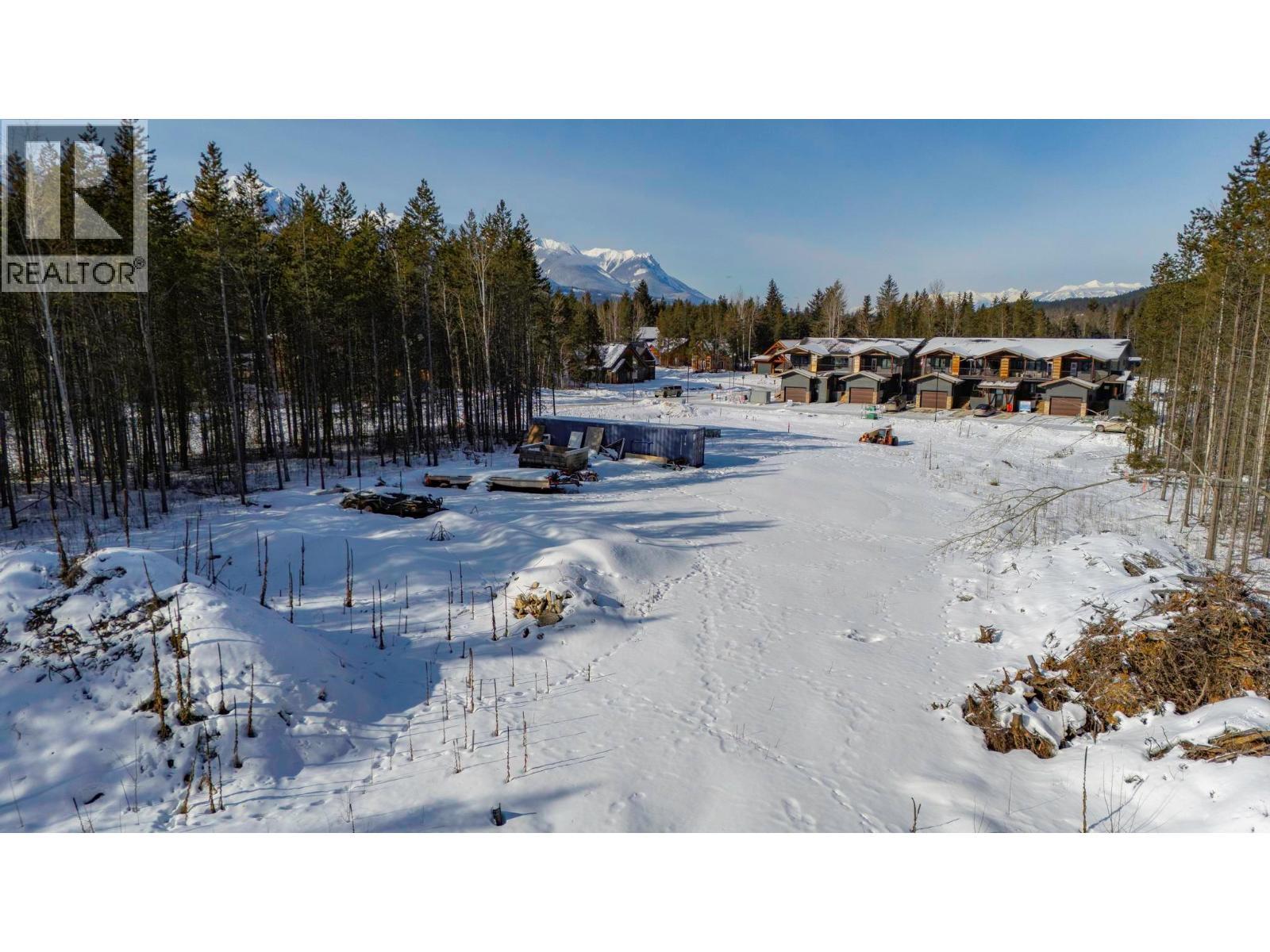 1424 Granite Drive, Golden, BC