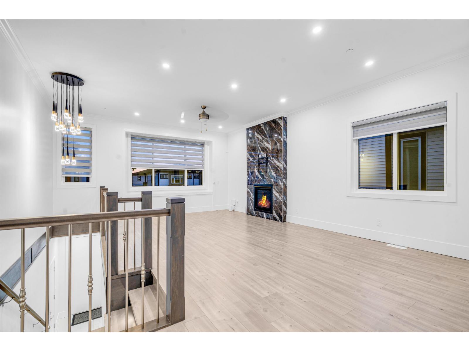 32689 Carter Avenue, Mission, BC - Indoor Photo Showing Other Room With Fireplace