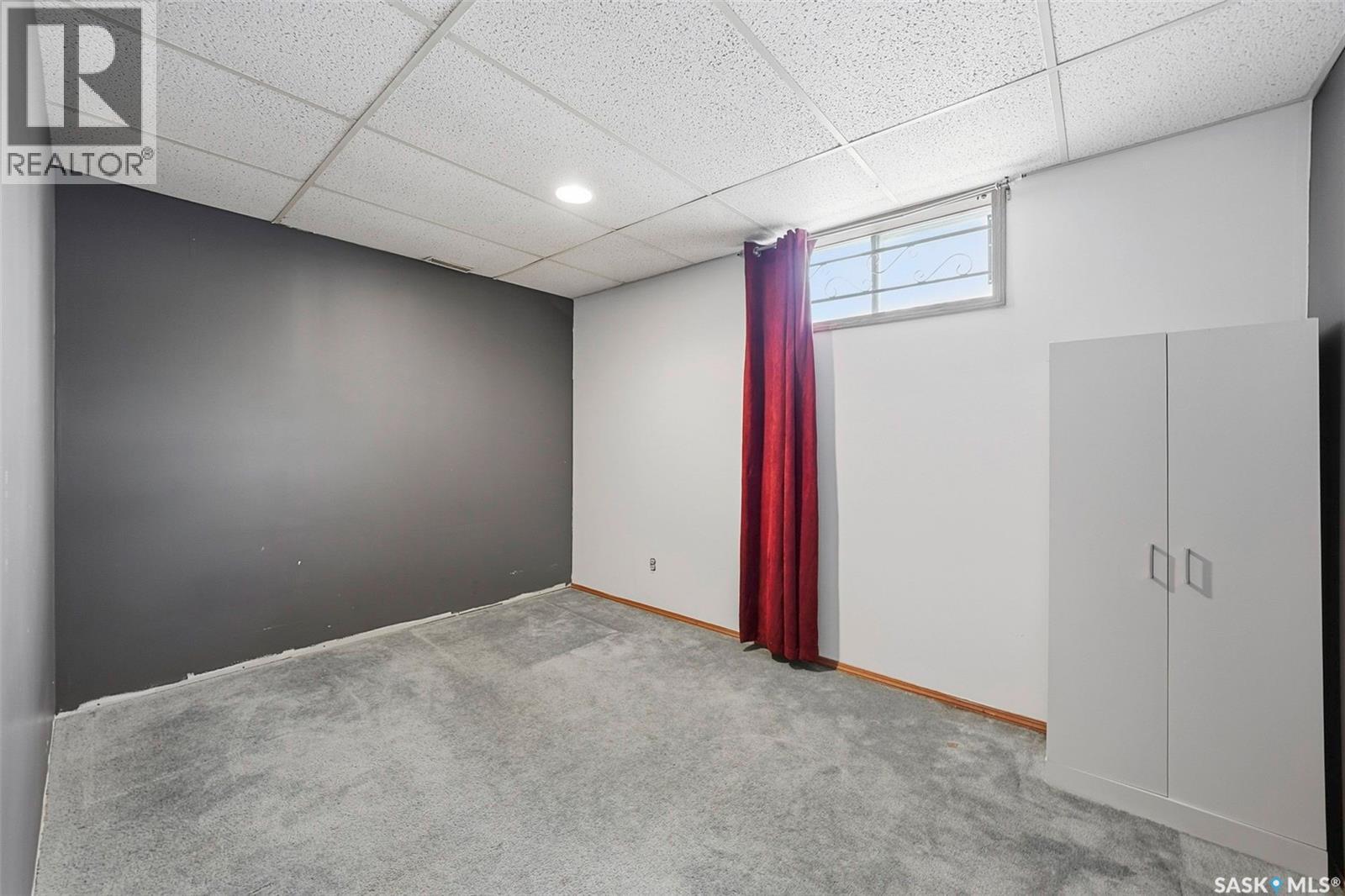 639 Wardlow Road, Saskatoon, SK - Indoor