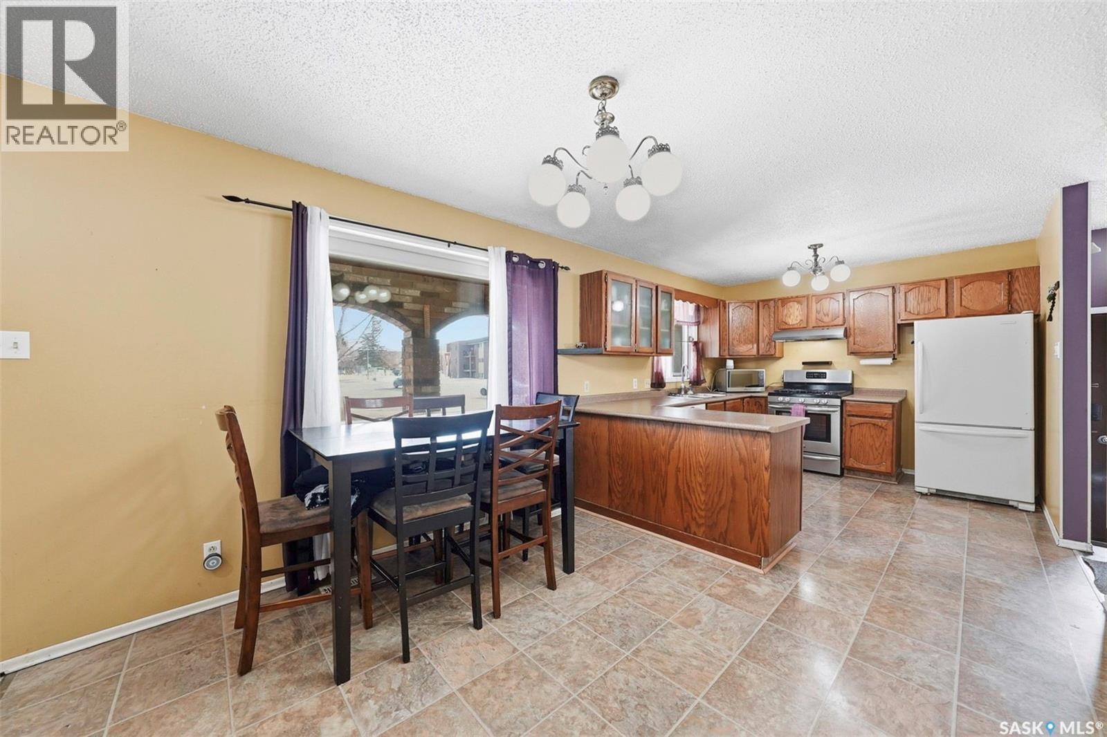 639 Wardlow Road, Saskatoon, SK - Indoor