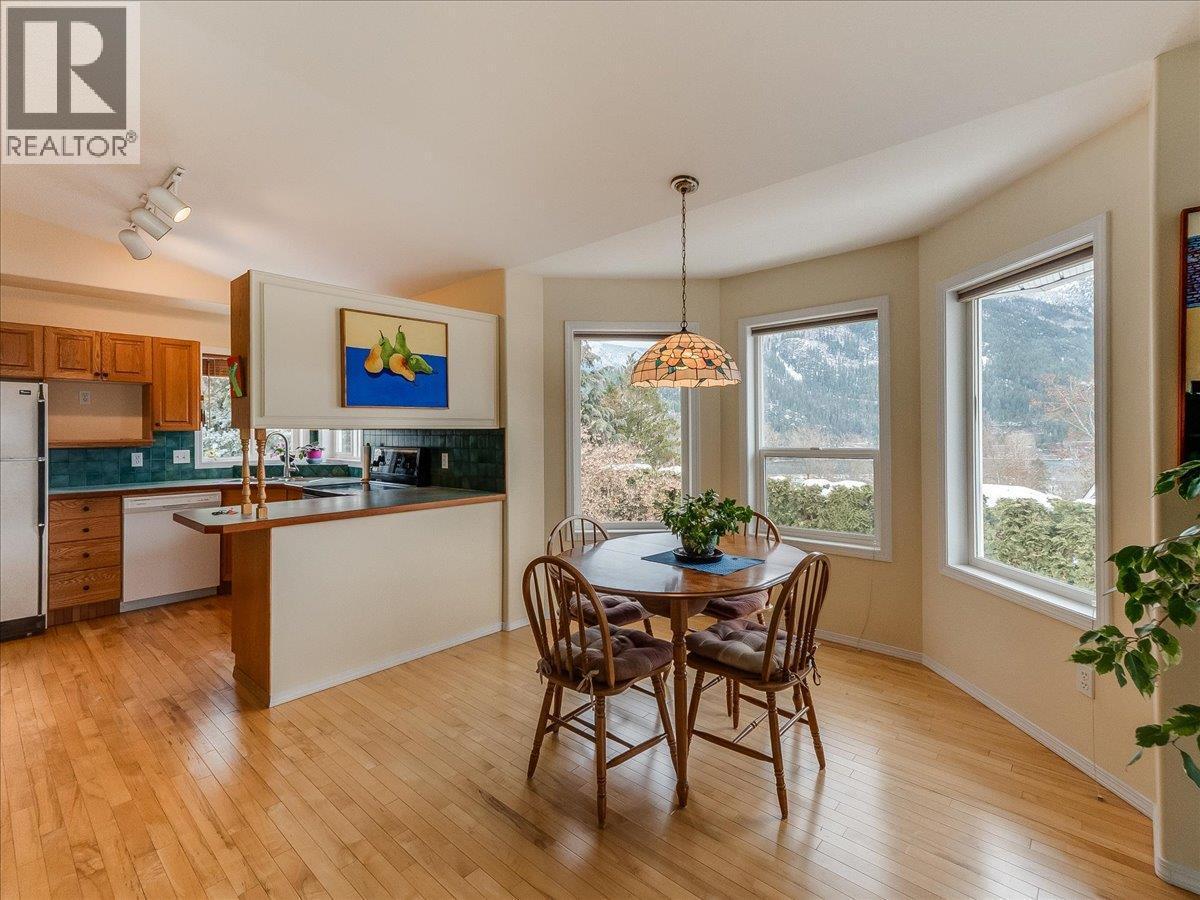 702 Munro Street, Nelson, BC - Indoor Photo Showing Other Room