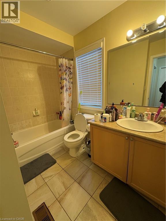 89 Garth Massey Drive, Cambridge, ON - Indoor Photo Showing Bathroom
