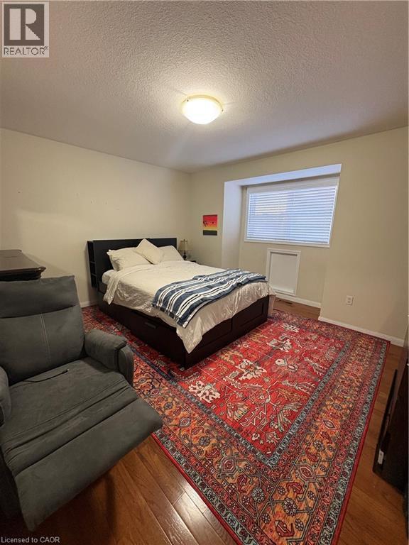 89 Garth Massey Drive, Cambridge, ON - Indoor Photo Showing Bedroom