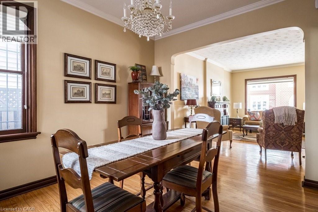 167 Park Street N, Hamilton, ON - Indoor Photo Showing Dining Room