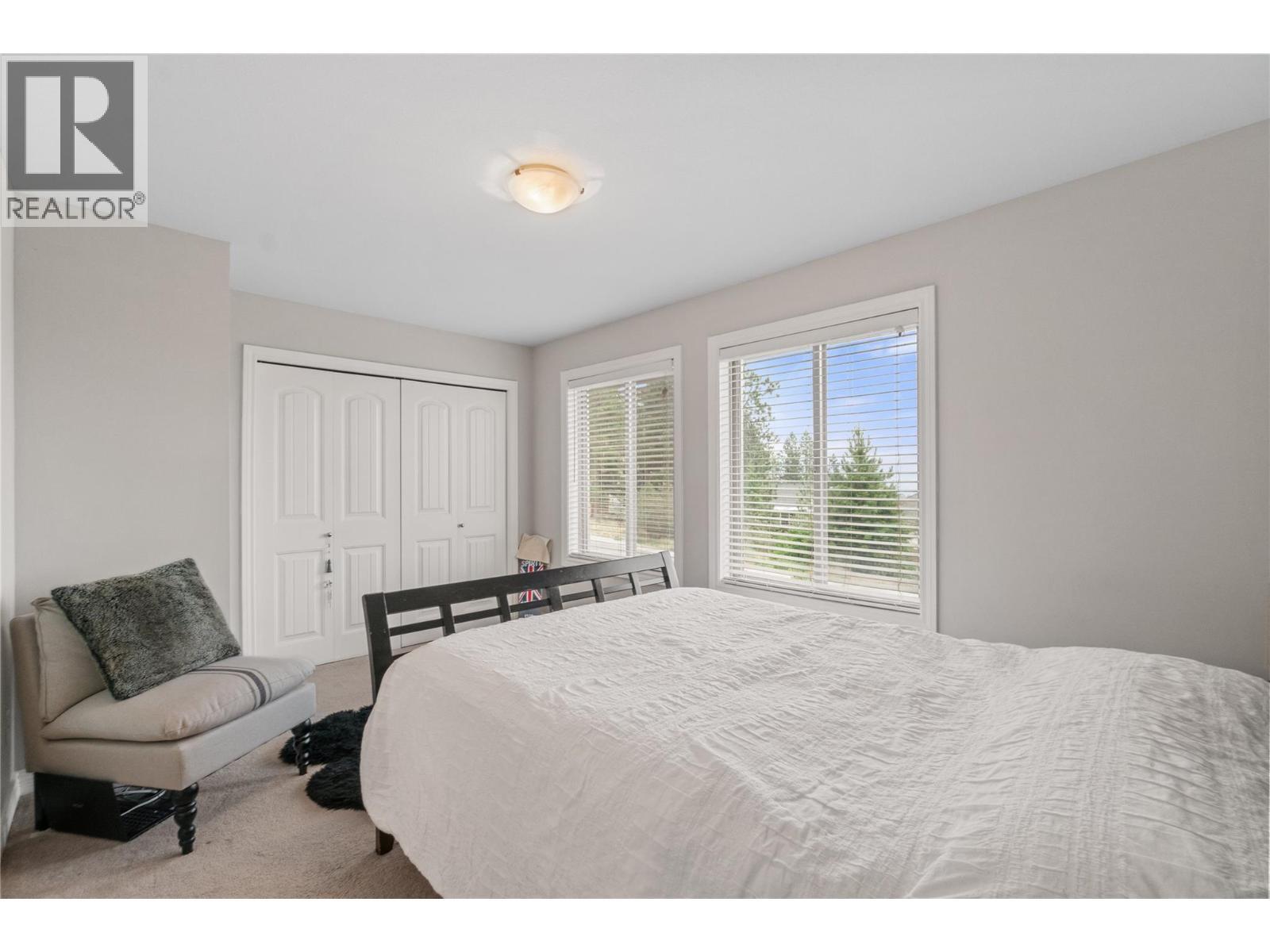 2042 Moonbeam Close, West Kelowna, BC - Indoor Photo Showing Bedroom