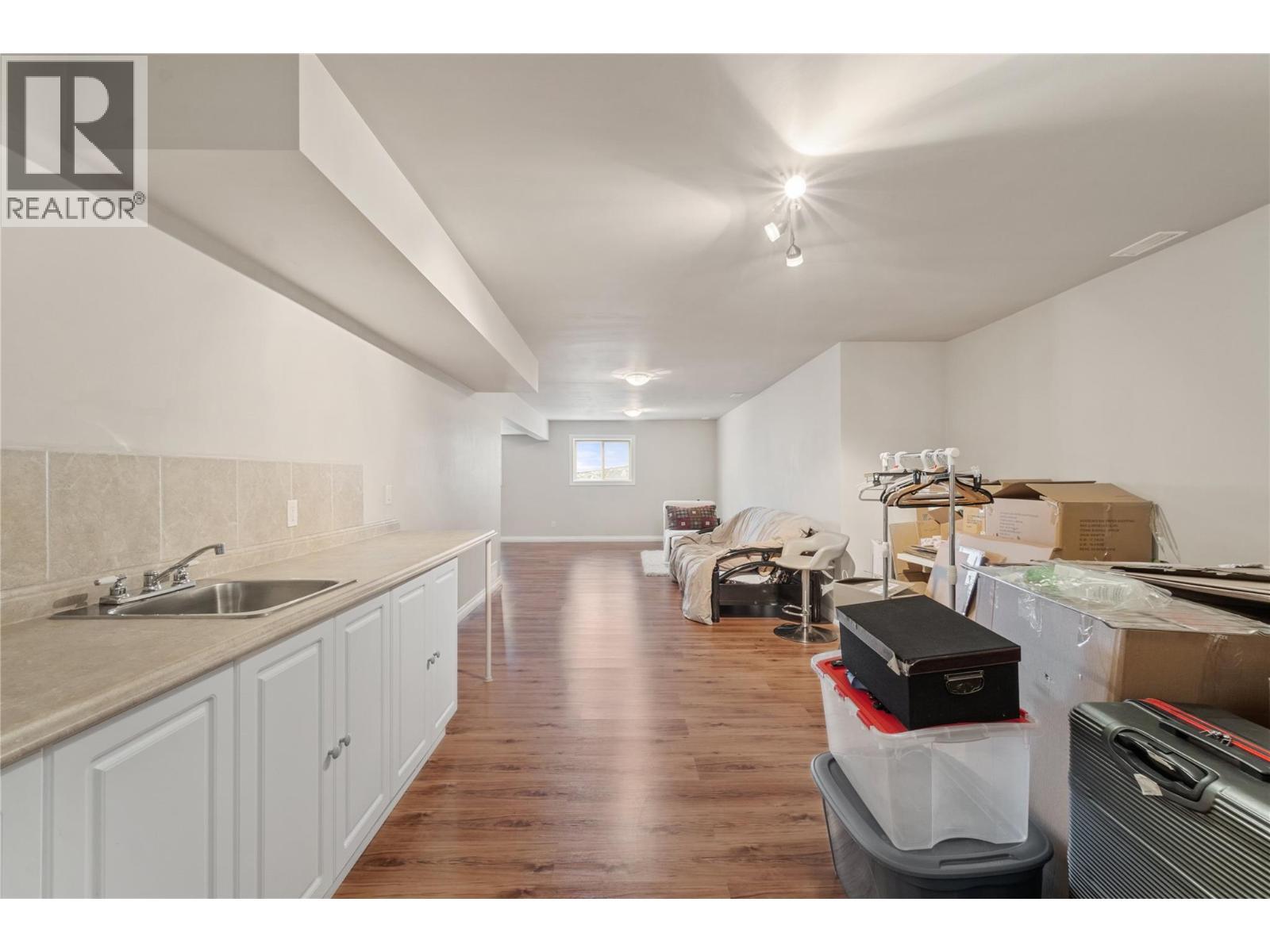 2042 Moonbeam Close, West Kelowna, BC - Indoor