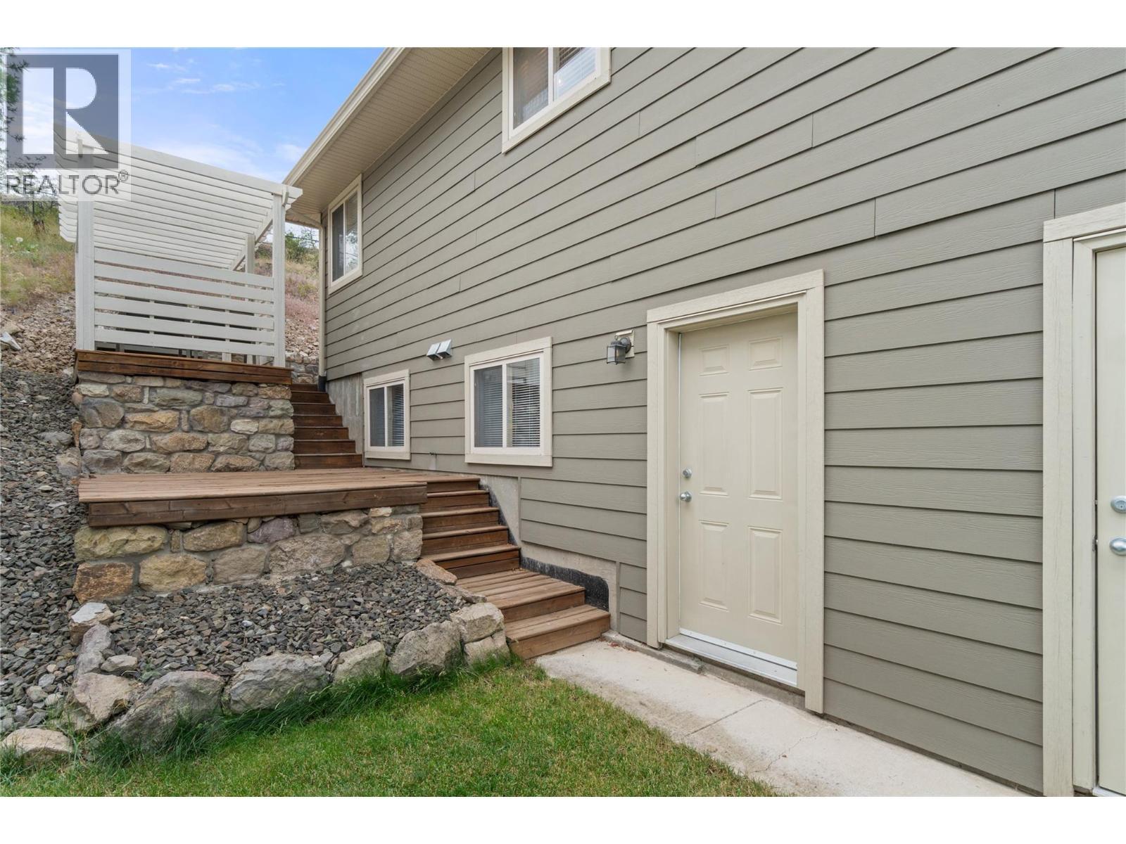 2042 Moonbeam Close, West Kelowna, BC - Outdoor With Exterior