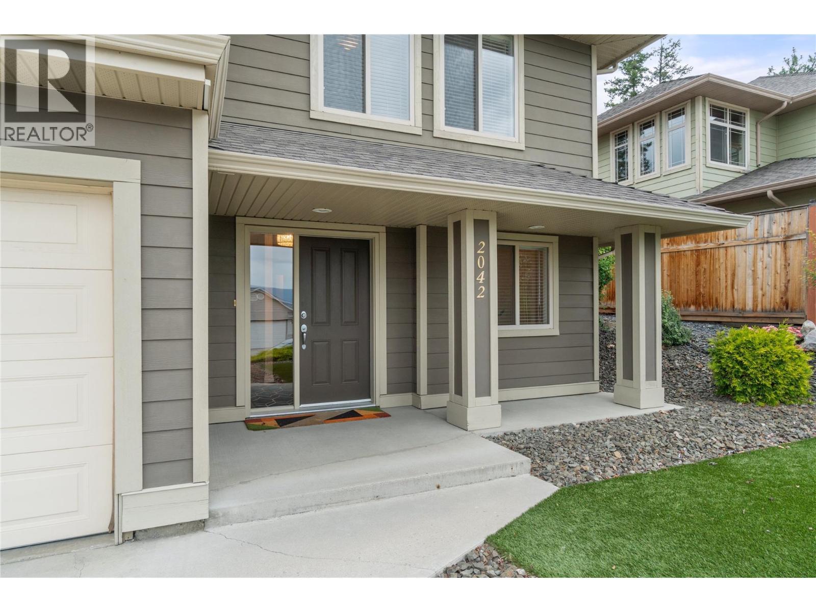 2042 Moonbeam Close, West Kelowna, BC - Outdoor With Exterior