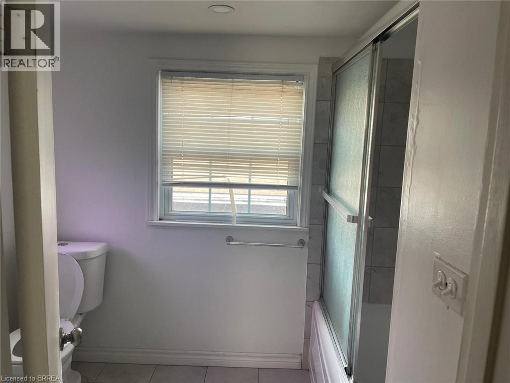 258 Wellington Road, London, ON - Indoor Photo Showing Bathroom