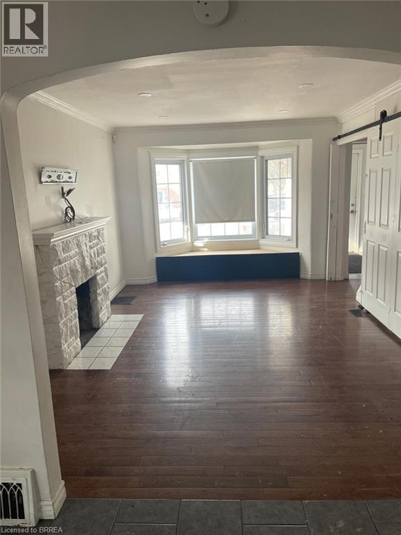 258 Wellington Road, London, ON - Indoor With Fireplace