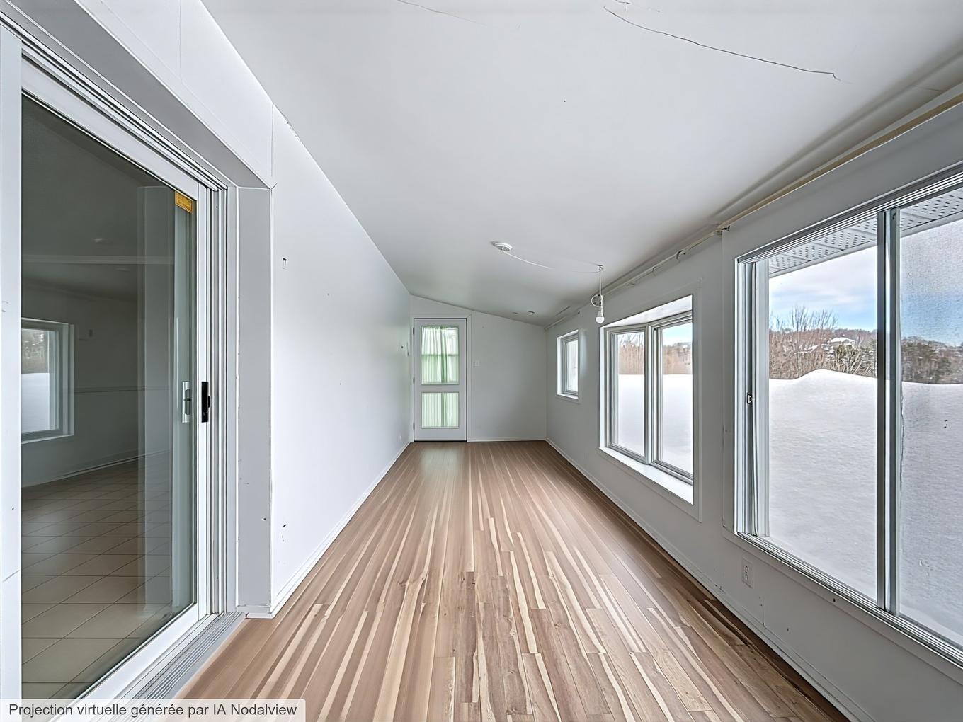 Véranda - 71 Rue Henri-Dunant, Sainte-Agathe-Des-Monts, QC - Indoor Photo Showing Other Room