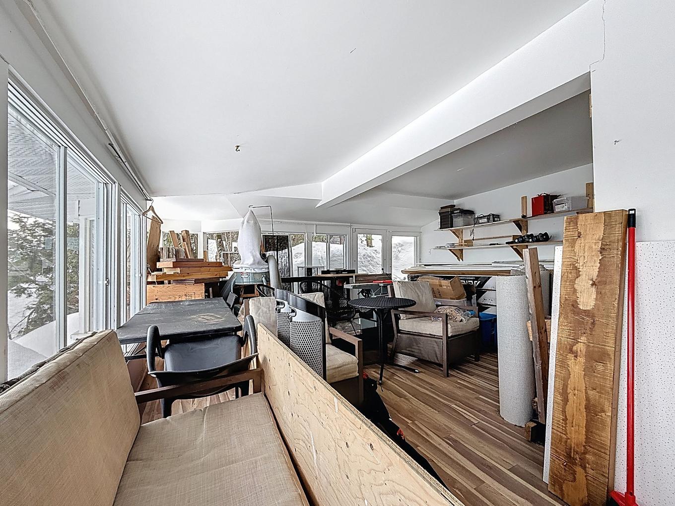 Véranda - 71 Rue Henri-Dunant, Sainte-Agathe-Des-Monts, QC - Indoor Photo Showing Other Room