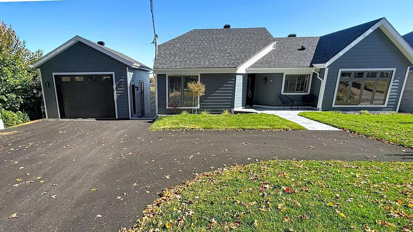 Façade - 71 Rue Henri-Dunant, Sainte-Agathe-Des-Monts, QC - Outdoor