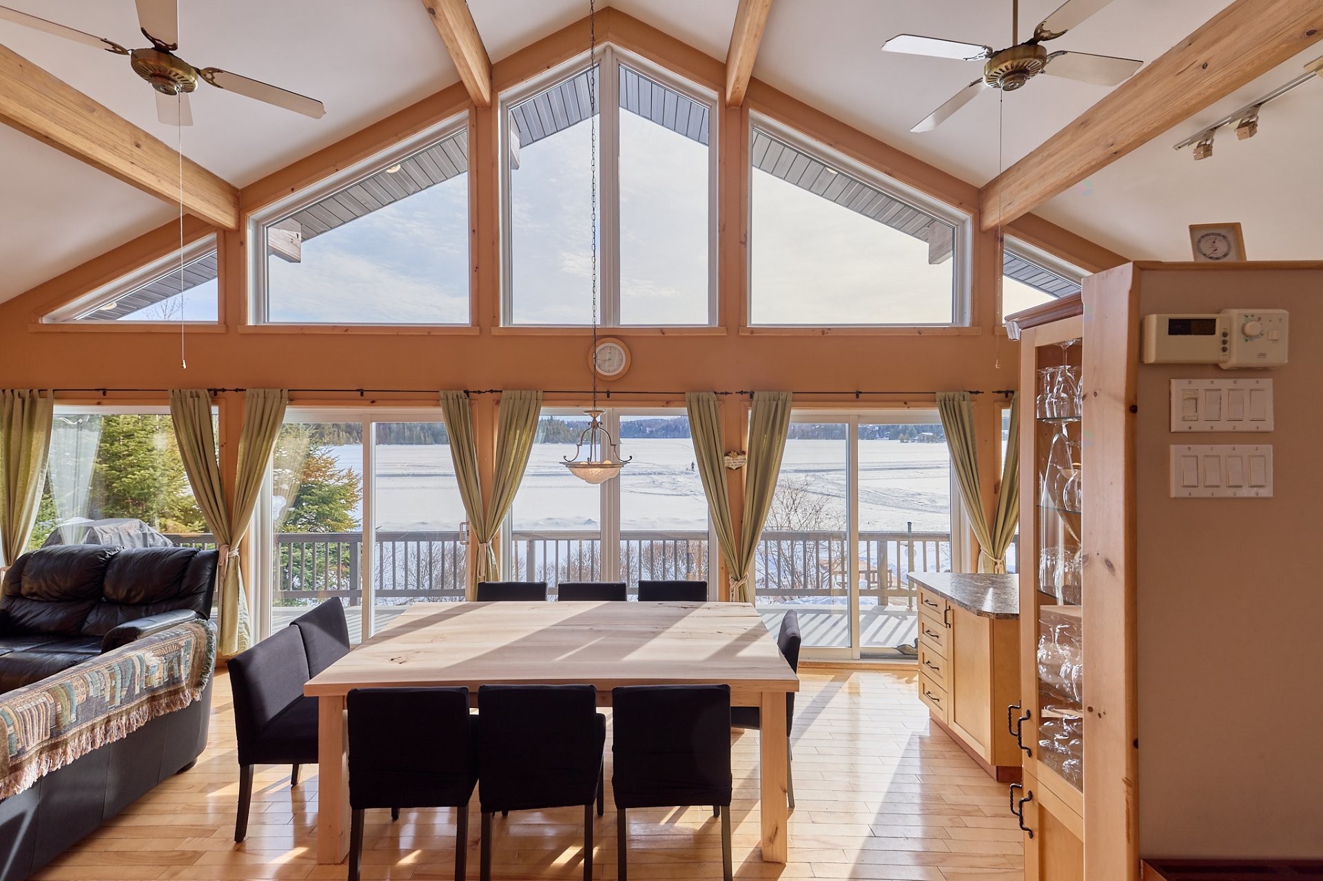 Dining Room - 670 Ch. Des Îles, Entrelacs, QC - Indoor