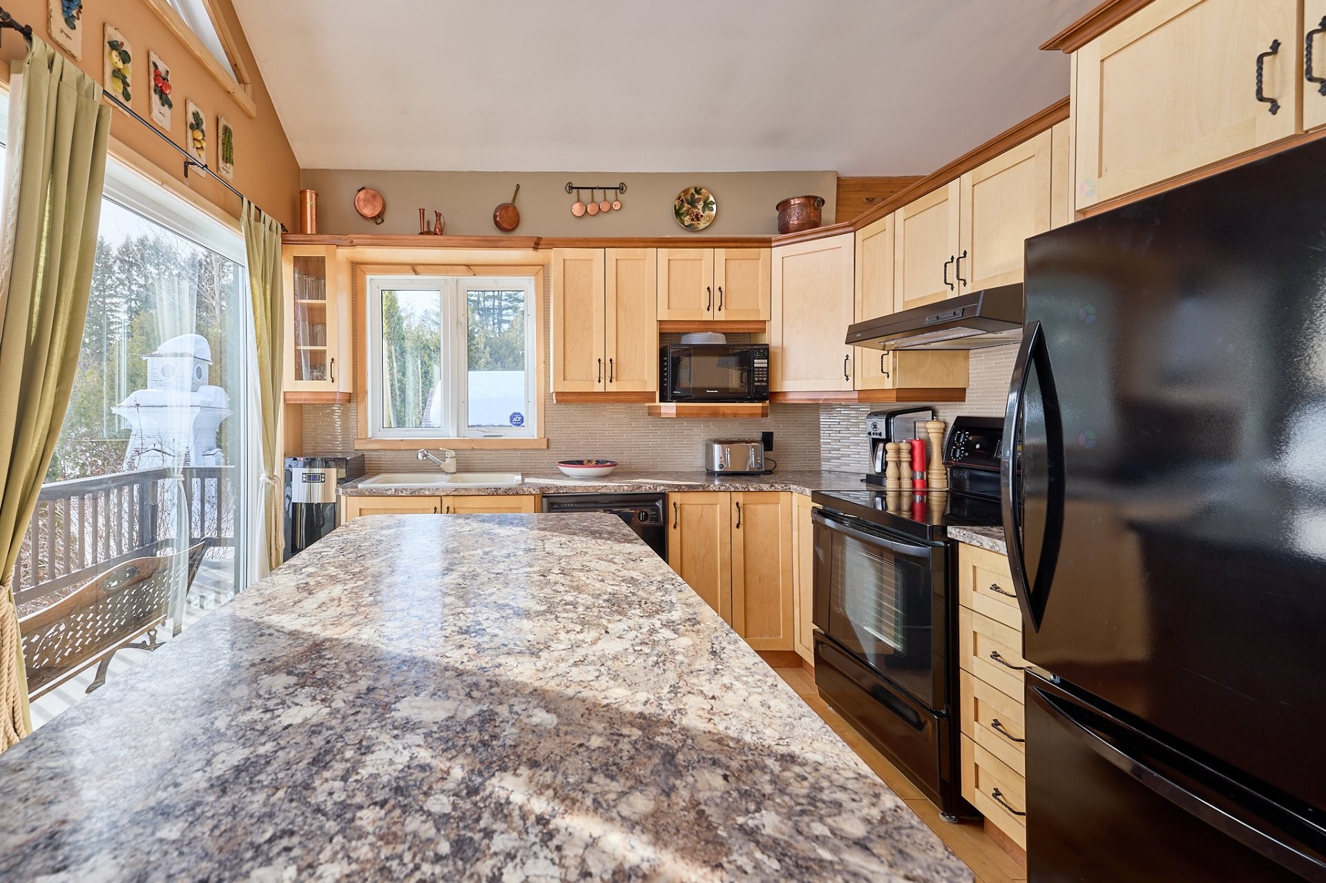 Kitchen - 670 Ch. Des Îles, Entrelacs, QC - Indoor Photo Showing Kitchen