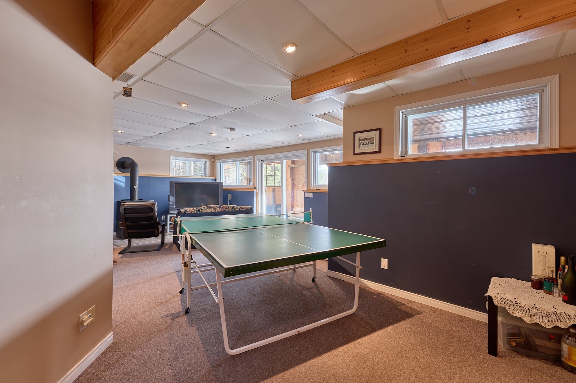 Family Room - 670 Ch. Des Îles, Entrelacs, QC - Indoor Photo Showing Other Room