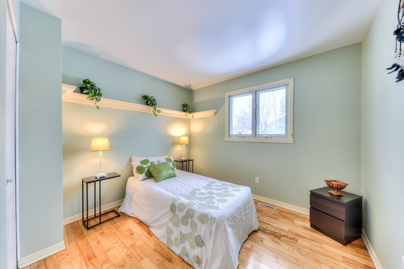 Chambre à coucher - 123 Rue Houde, Kirkland, QC - Indoor Photo Showing Bedroom