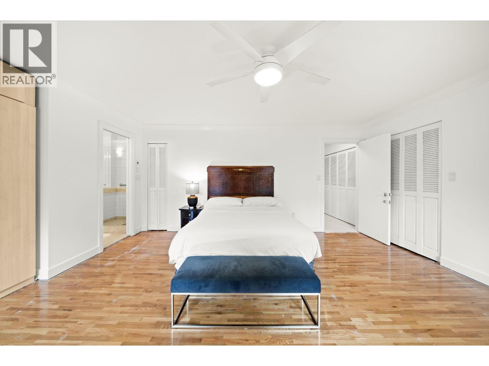 1443 Mcrae Avenue, Vancouver, BC - Indoor Photo Showing Bedroom