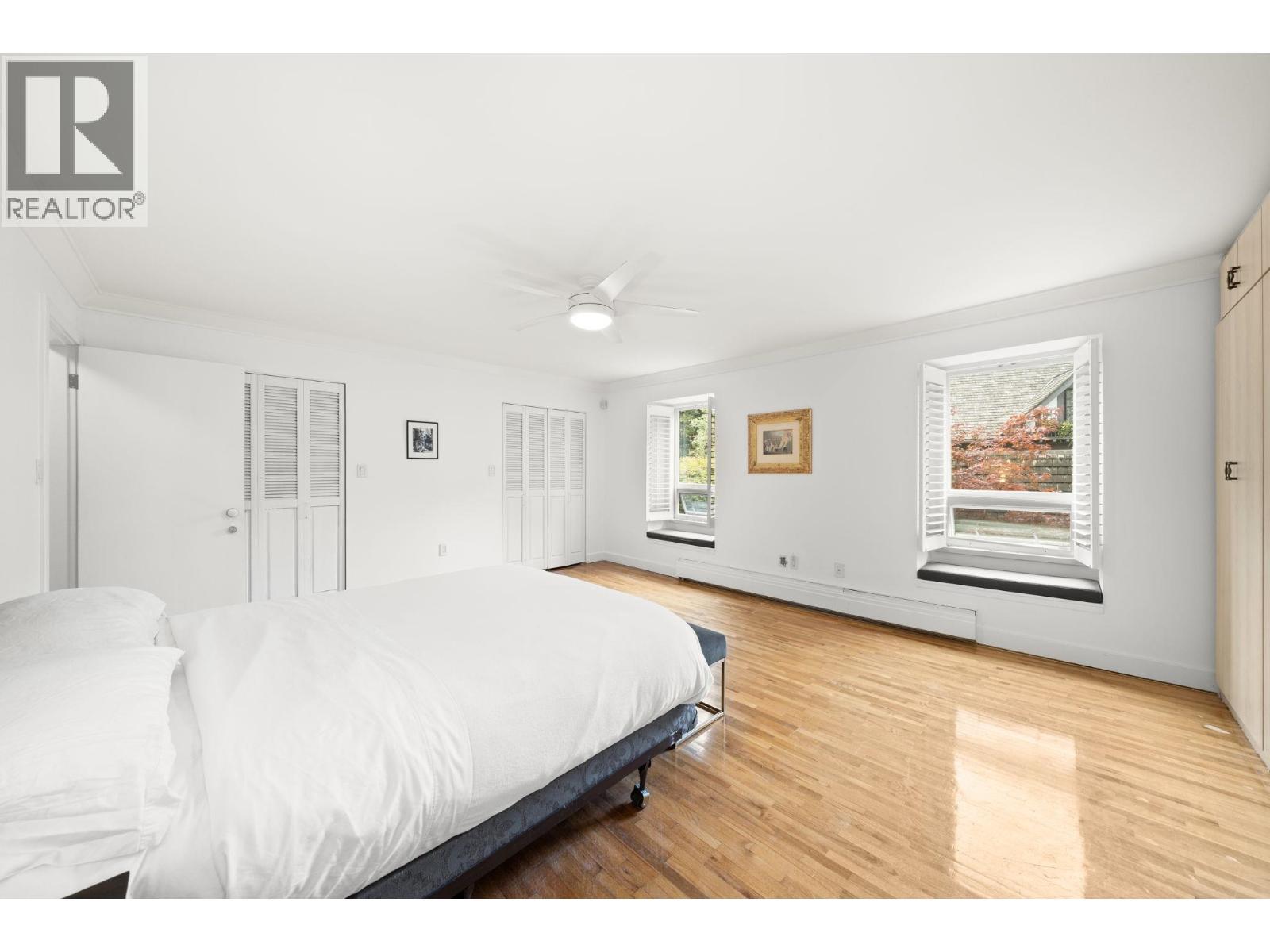 1443 Mcrae Avenue, Vancouver, BC - Indoor Photo Showing Bedroom