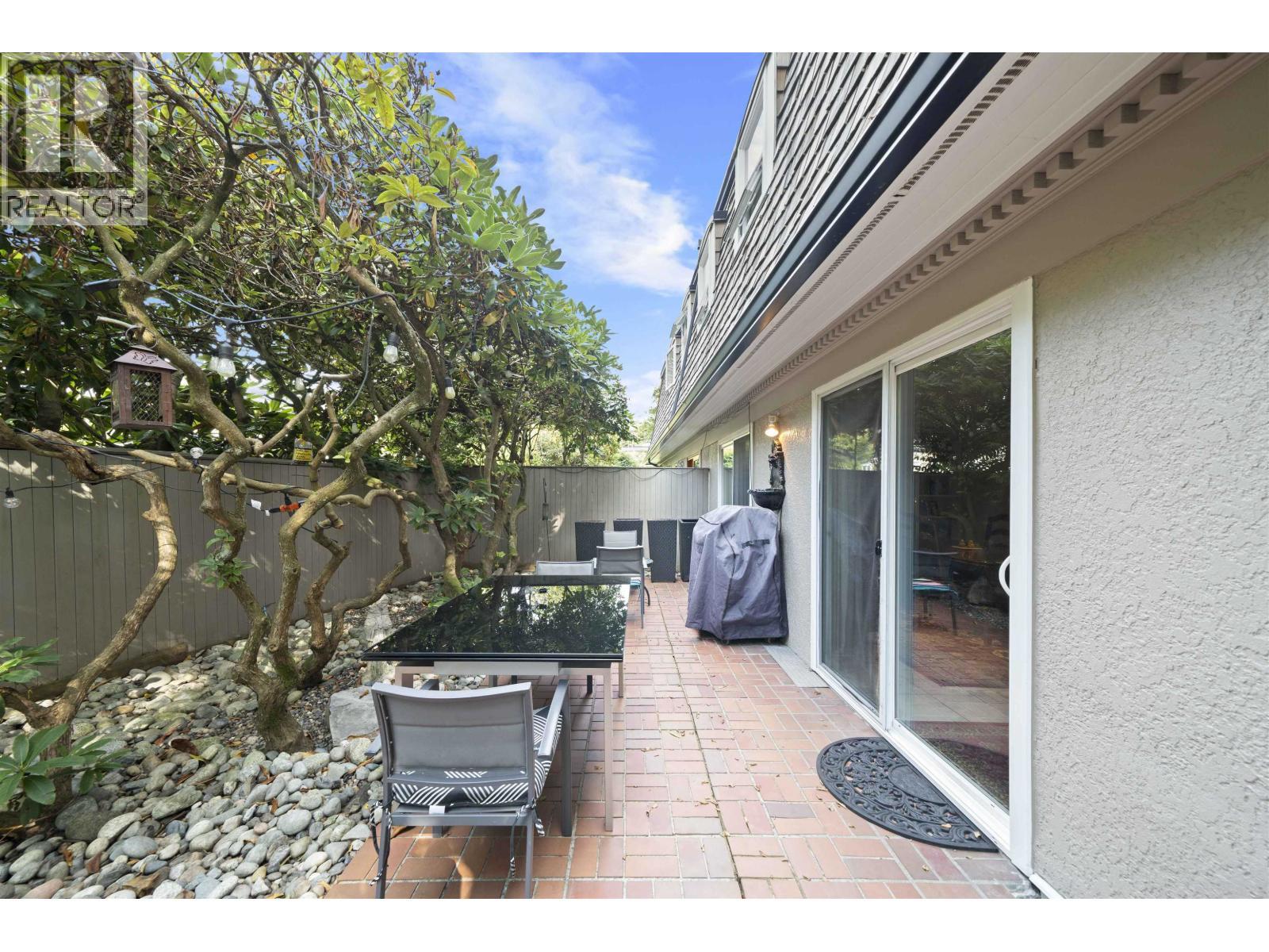 1443 Mcrae Avenue, Vancouver, BC - Outdoor With Deck Patio Veranda