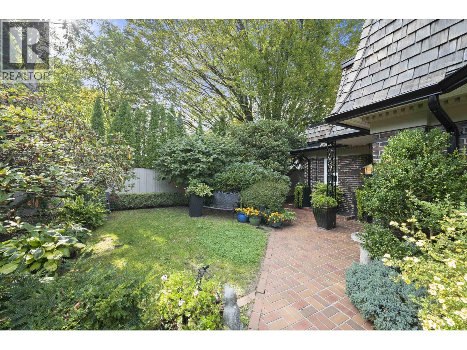 1443 Mcrae Avenue, Vancouver, BC - Outdoor