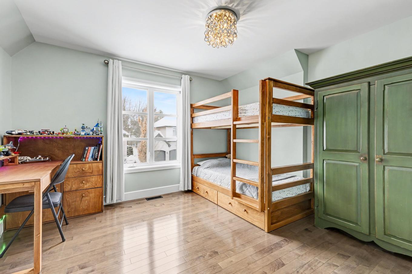 Chambre à coucher - 1065 Rue Breux, Chambly, QC - Indoor Photo Showing Bedroom