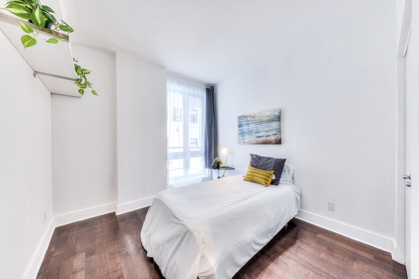 Chambre à coucher - 102-2285 Av. Ekers, Mont-Royal, QC - Indoor Photo Showing Bedroom