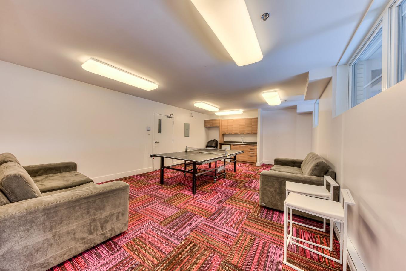 Salle d'exercice - 102-2285 Av. Ekers, Mont-Royal, QC - Indoor