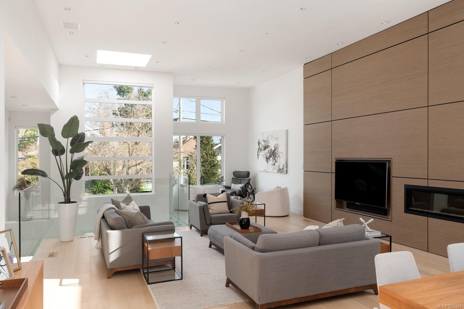 2318 Shakespeare St, Victoria, BC