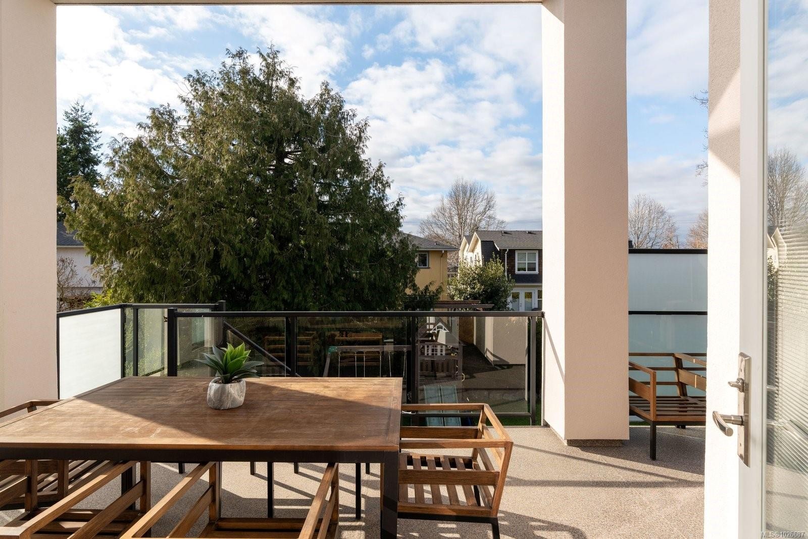 2318 Shakespeare St, Victoria, BC