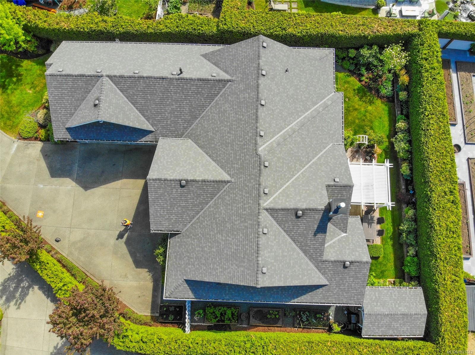 856 Bluffs Dr, Qualicum Beach, BC