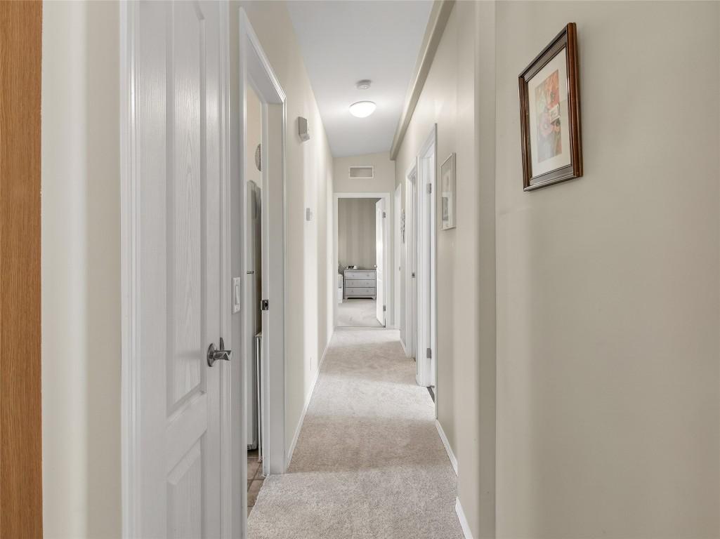 797 Eckhardt Avenue, Penticton, BC - Indoor Photo Showing Other Room