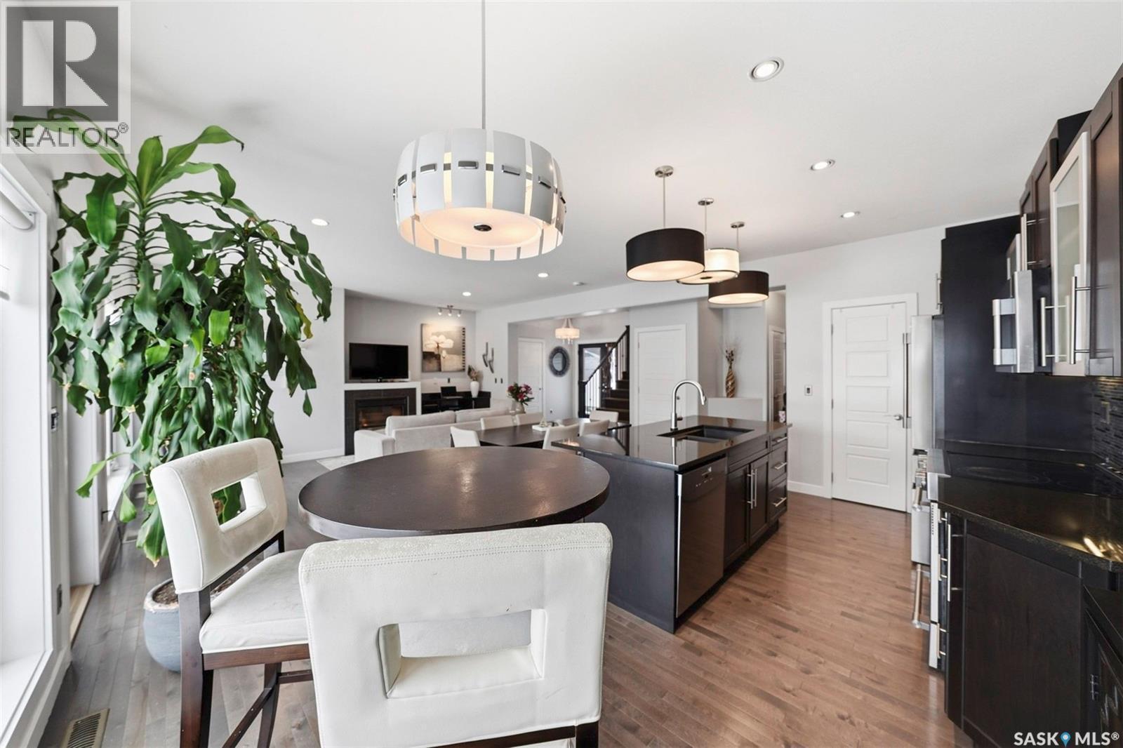 707 Sauer Crescent, Saskatoon, SK - Indoor Photo Showing Other Room