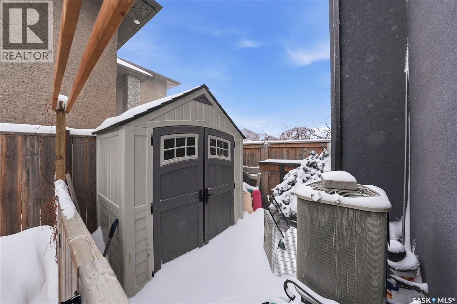 707 Sauer Crescent, Saskatoon, SK - Outdoor With Exterior