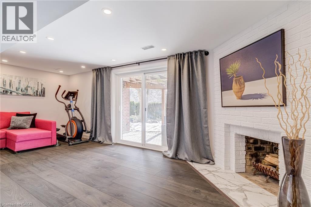 1320 Monmouth Drive, Burlington, ON - Indoor With Fireplace
