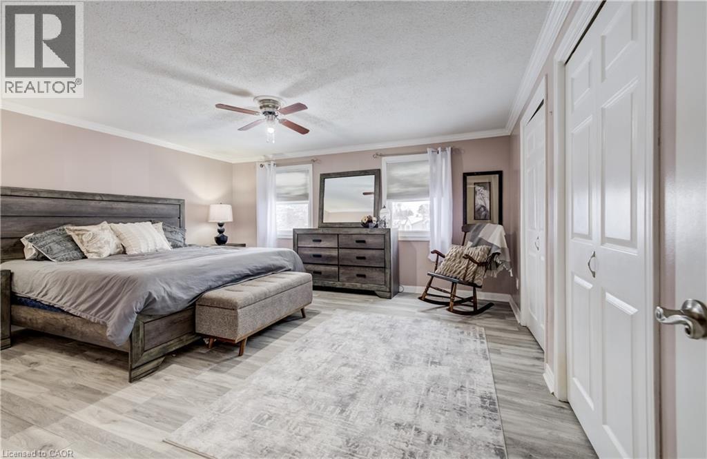 35 Glendan Court, Cambridge, ON - Indoor Photo Showing Bedroom