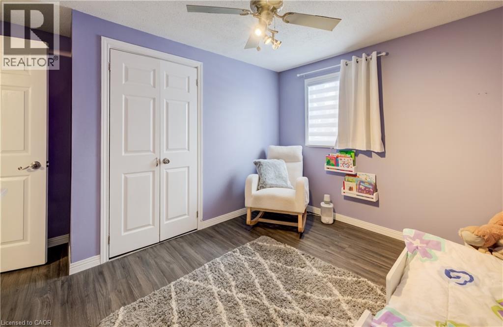 35 Glendan Court, Cambridge, ON - Indoor Photo Showing Bedroom