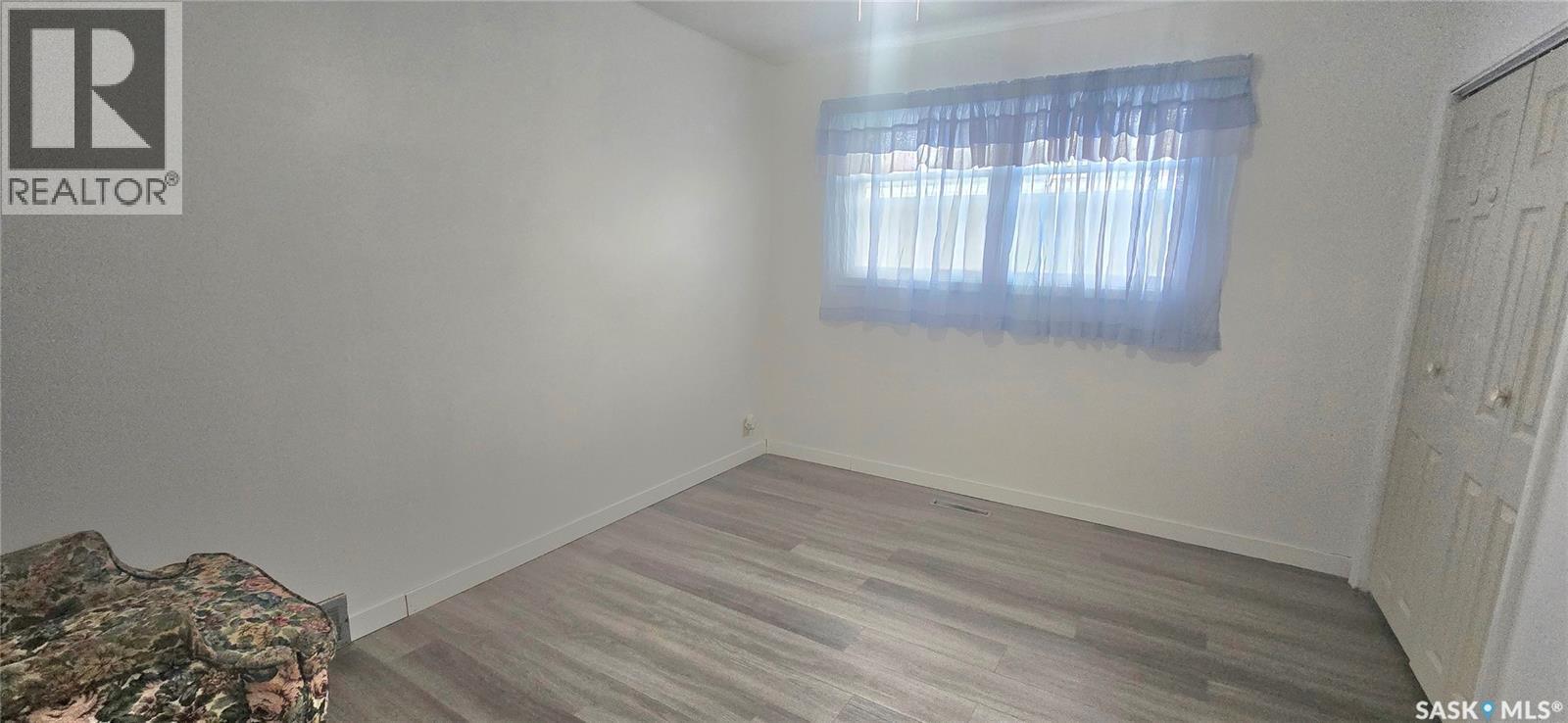 422 Mullin Avenue E, Regina, SK - Indoor Photo Showing Other Room