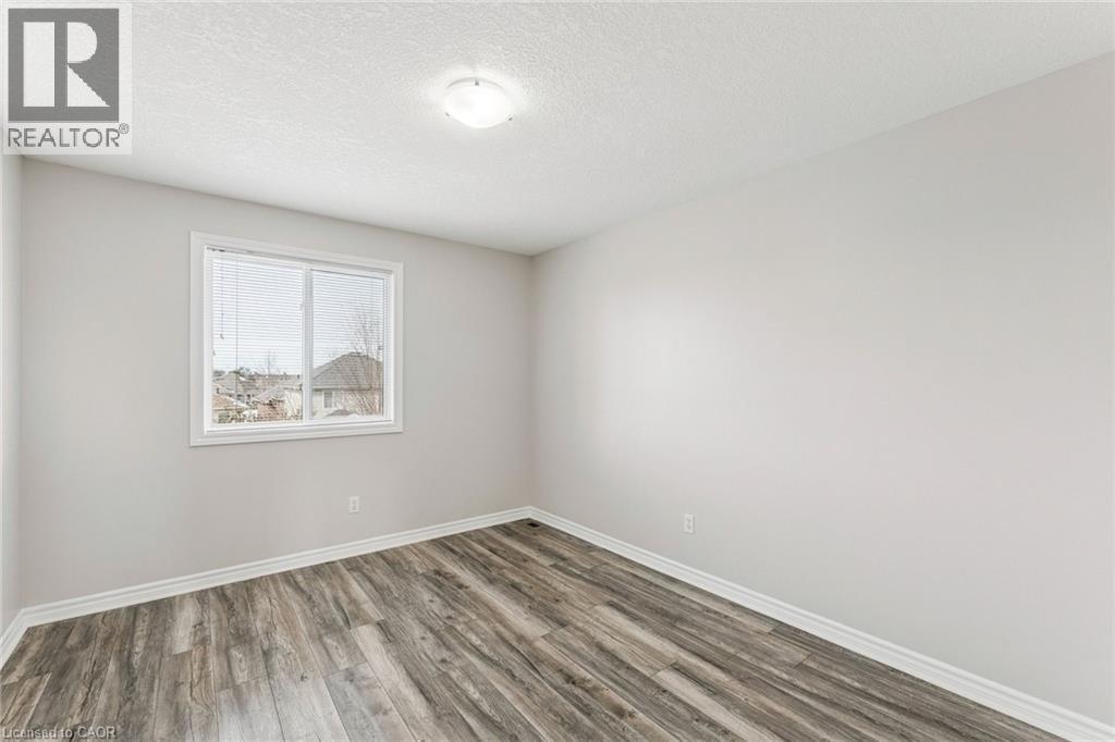 81 Penhale Avenue, St. Thomas, ON - Indoor Photo Showing Other Room