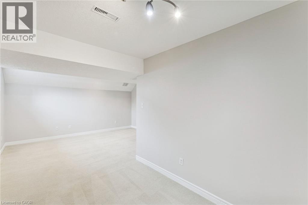 81 Penhale Avenue, St. Thomas, ON - Indoor Photo Showing Other Room