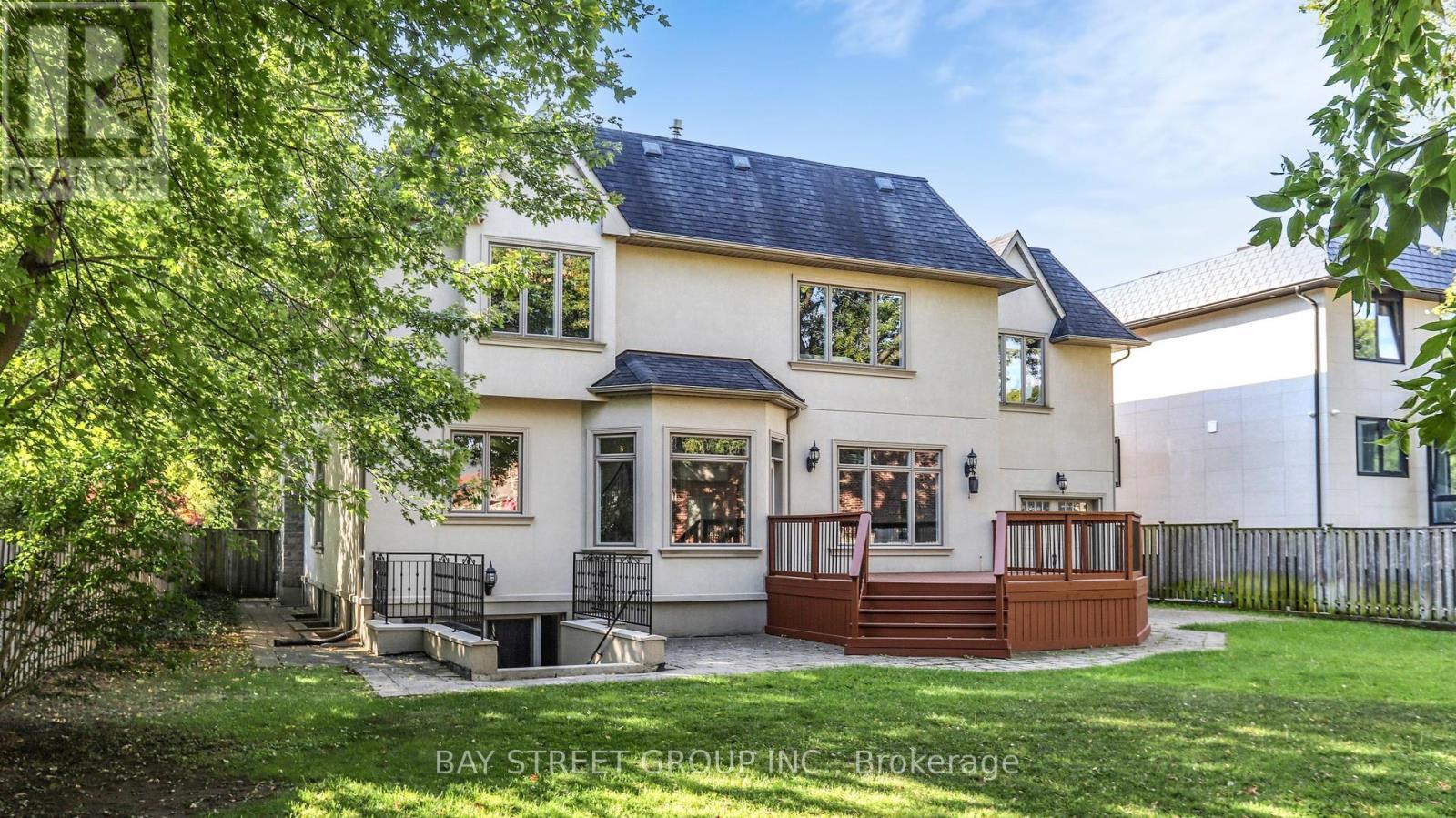 112 Centre Avenue, Toronto, ON - Outdoor With Deck Patio Veranda