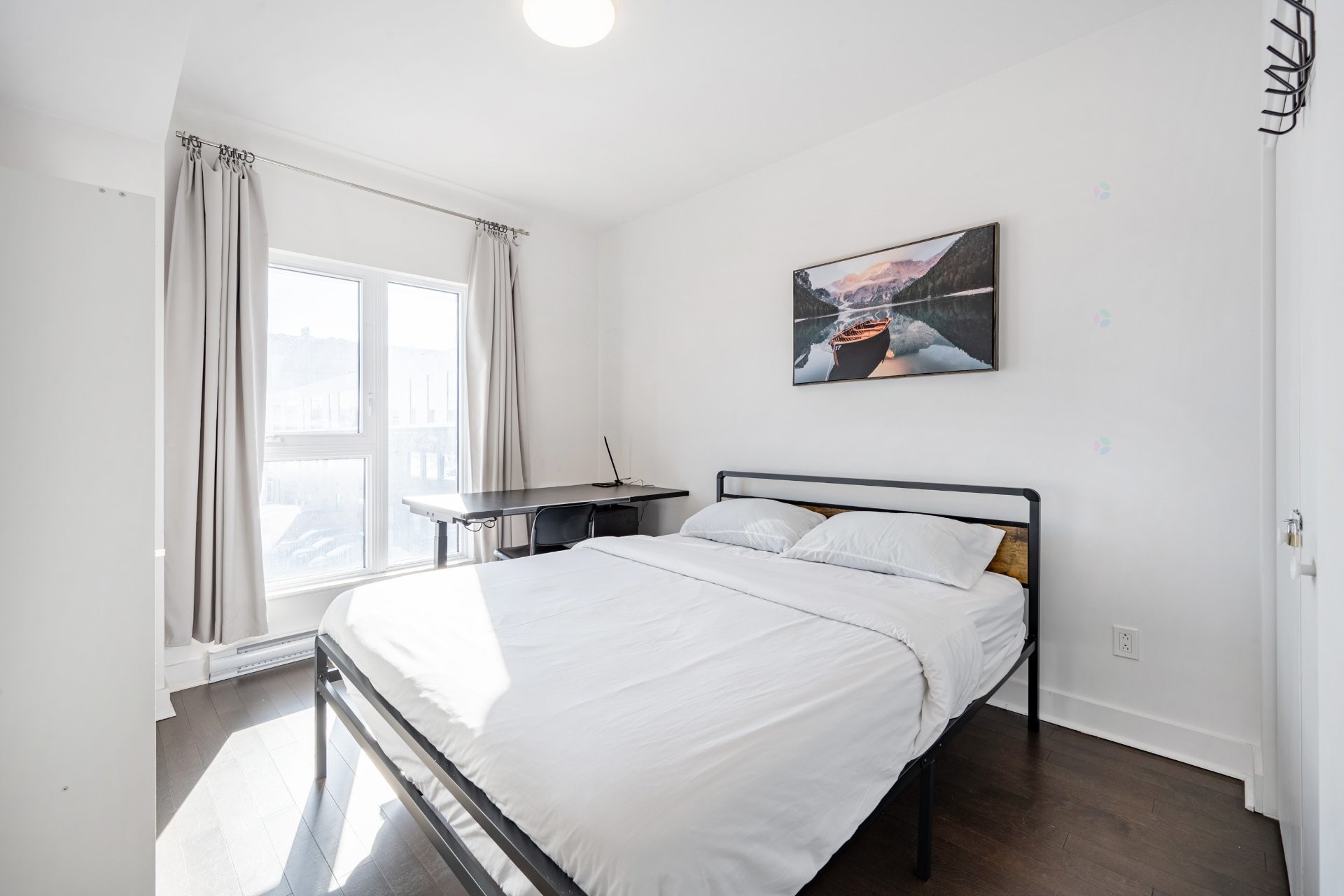 Chambre à coucher - 210-901 Av. Beaumont, Montréal (Villeray/Saint-Michel/Parc-Extension), QC - Indoor Photo Showing Bedroom