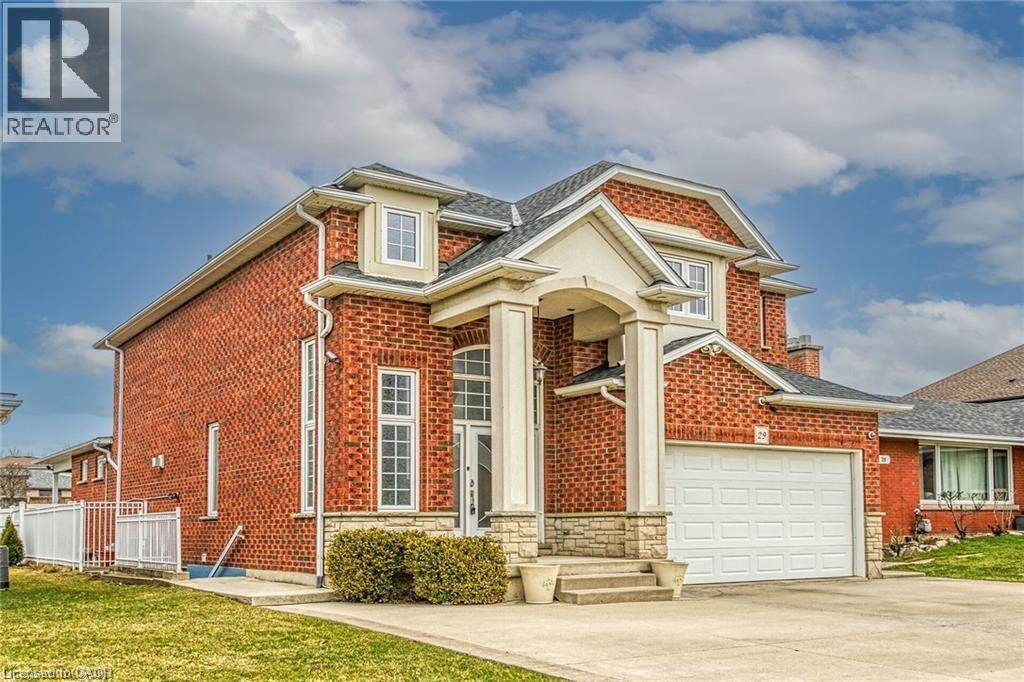 29 Chipman Avenue, Hamilton, ON - Outdoor