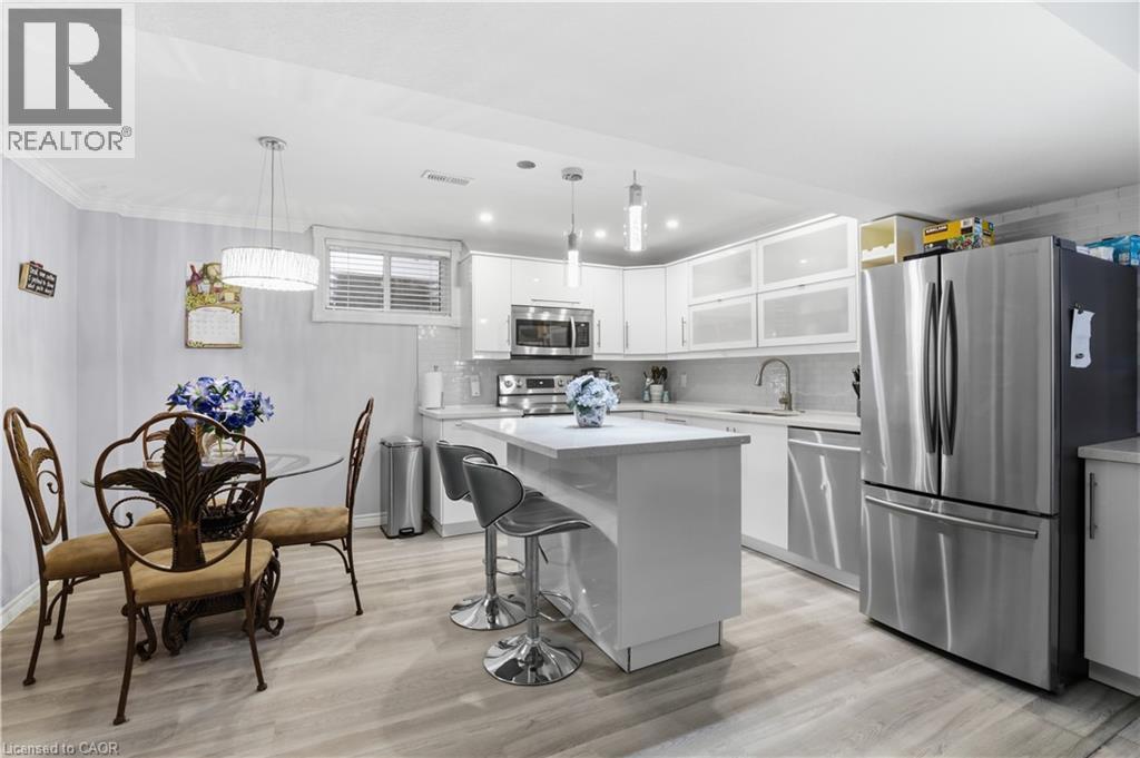 29 Chipman Avenue, Hamilton, ON - Indoor