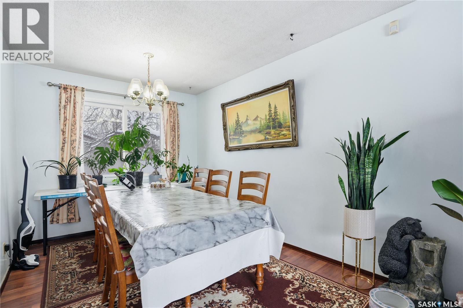3165 Milton Street, Saskatoon, SK - Indoor Photo Showing Dining Room